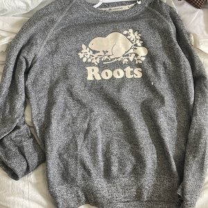 Roots love sleeve sweater